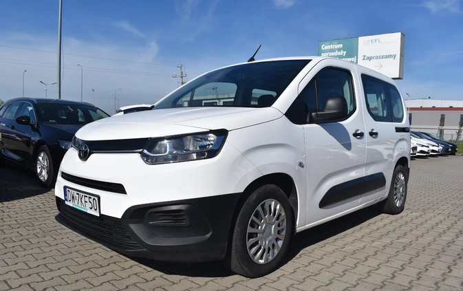 Toyota Proace City Verso cena 67800 przebieg: 150154, rok produkcji 2020 z Trzcianka małe 631